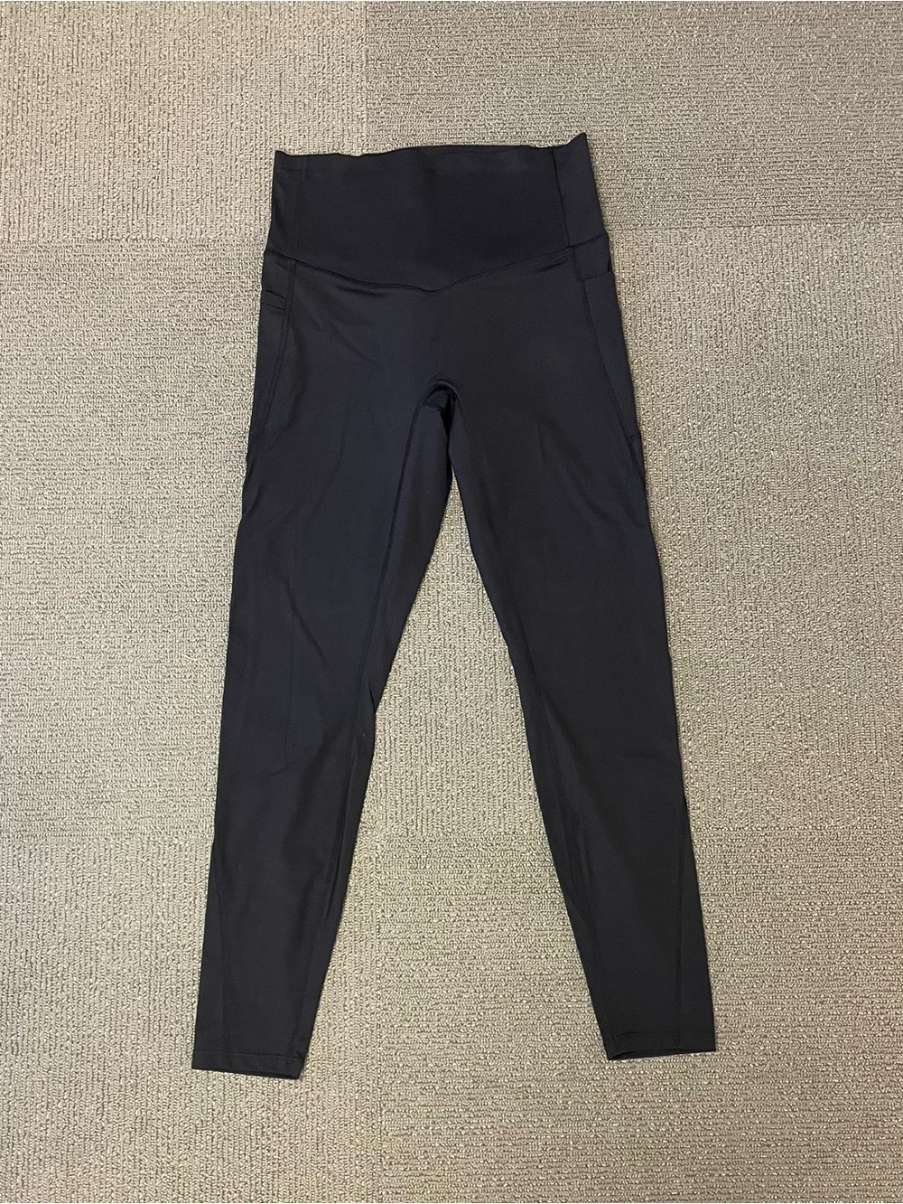 Halara UltraSculpt Black High Waisted Tummy Control Leggings Medium - Picture 8 of 10